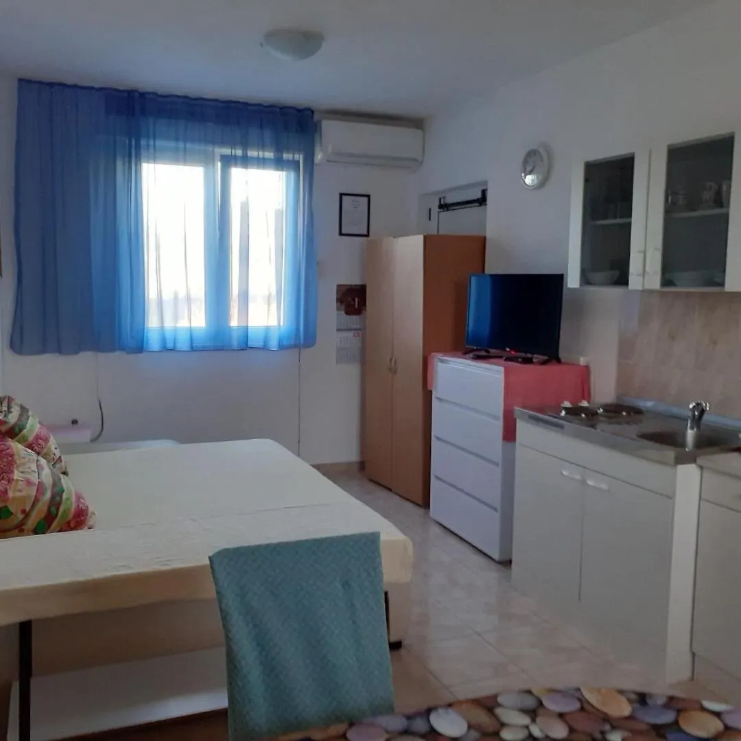 Apartment Renatare Ugljan 0*,  Hırvatistan