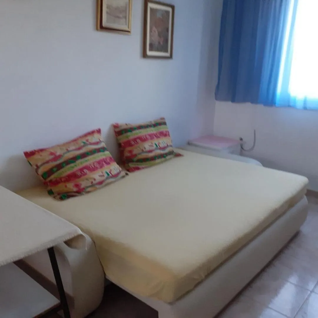 Apartment Renatare Ugljan Croatia