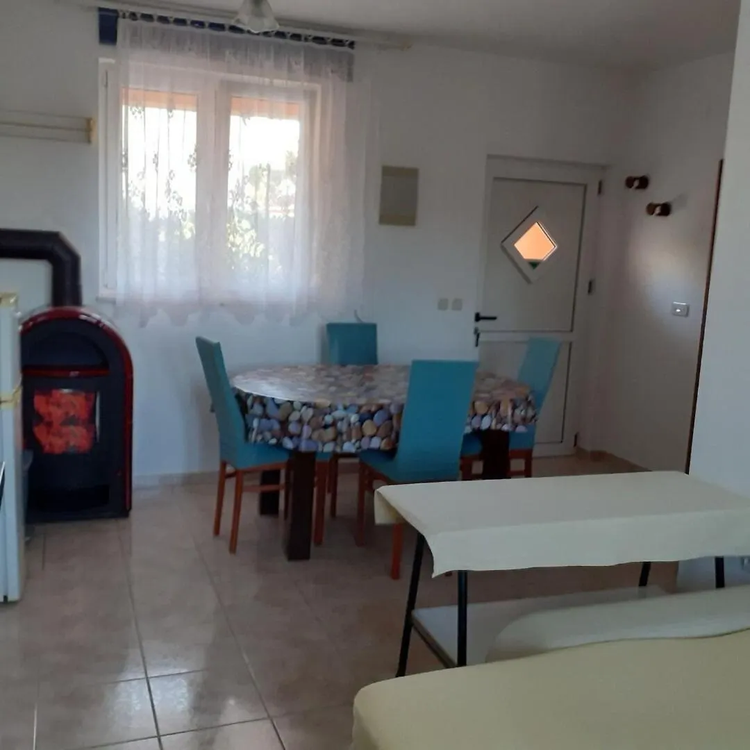 Apartment Renatare Ugljan